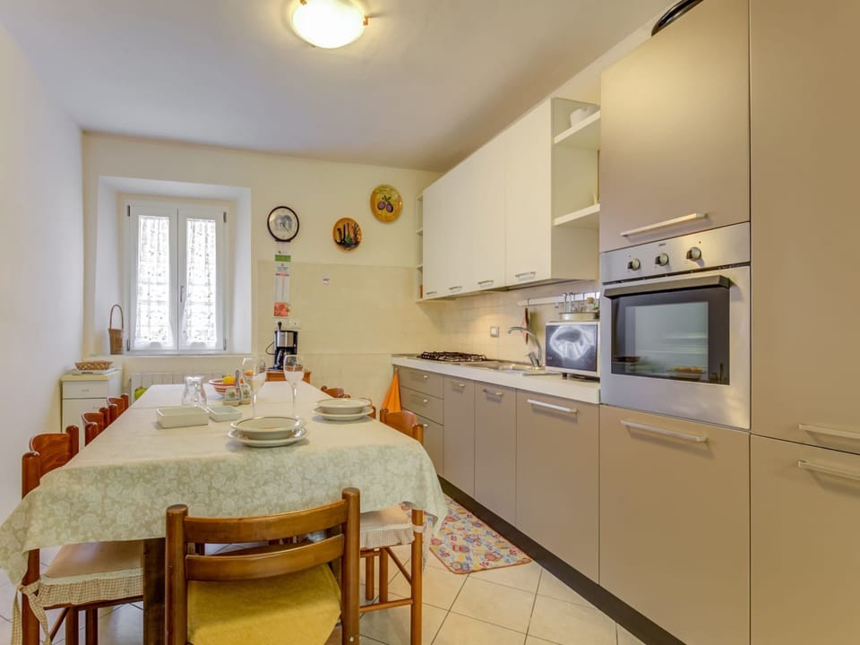 Villa | Dining