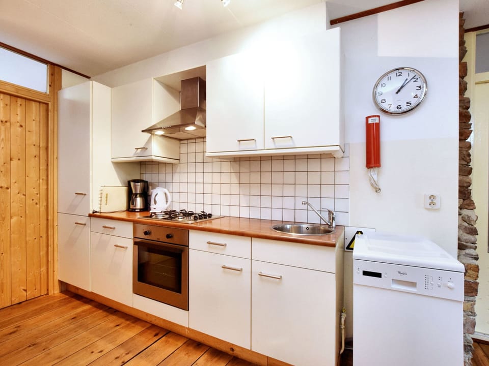 House | Private kitchen | Coffee/tea maker, highchair