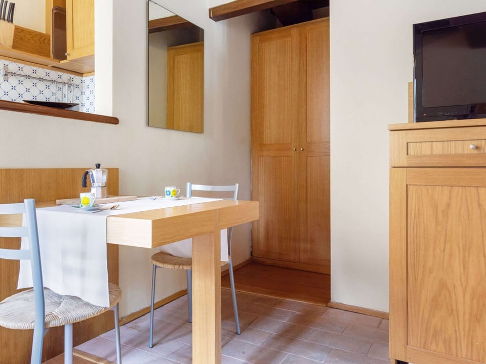 House | Dining