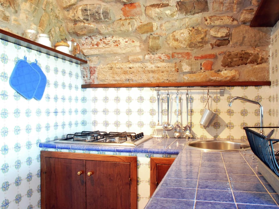 Villa | Private kitchen | Coffee/tea maker, cookware/dishes/utensils
