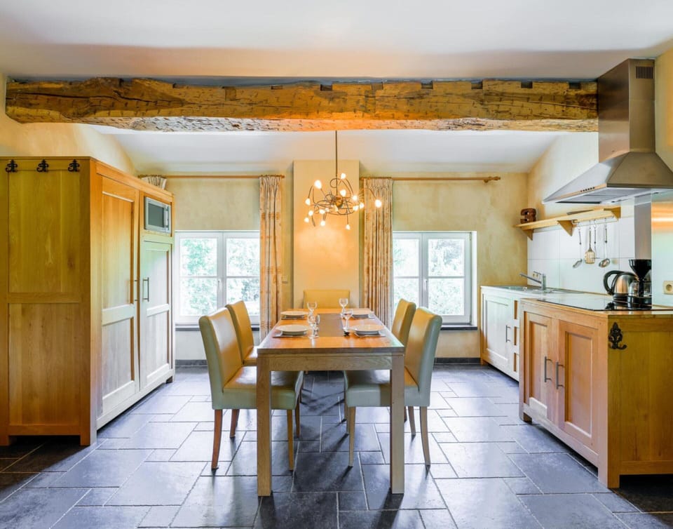 House | Dining