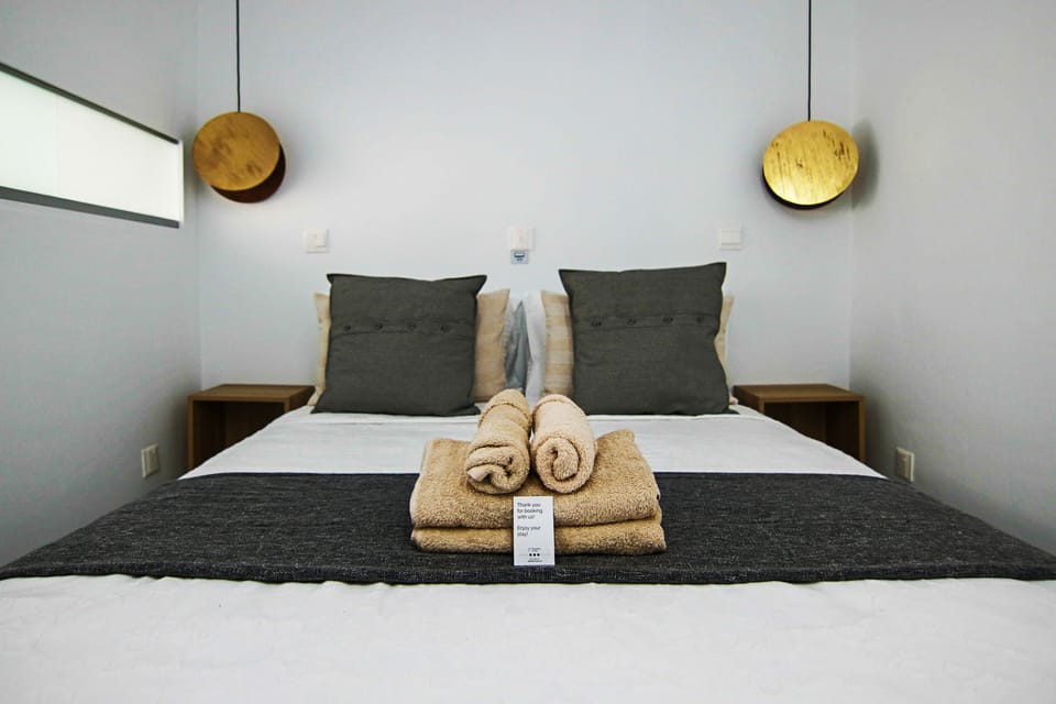 Luxury Apartment | 1 bedroom, free WiFi, bed sheets