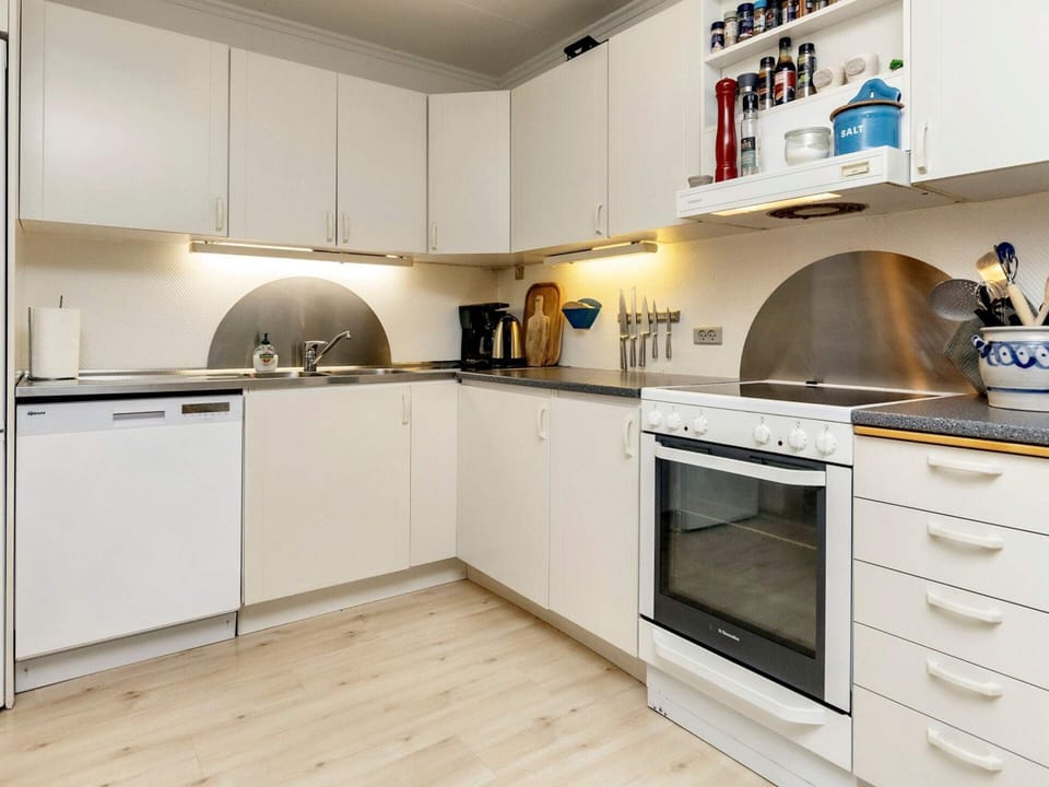 House | Private kitchen | Highchair
