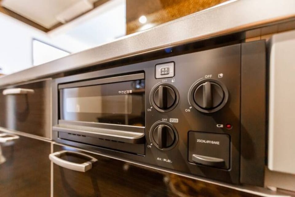Apartment, Non Smoking | Private kitchenette | Fridge, microwave, stovetop, cookware/dishes/utensils