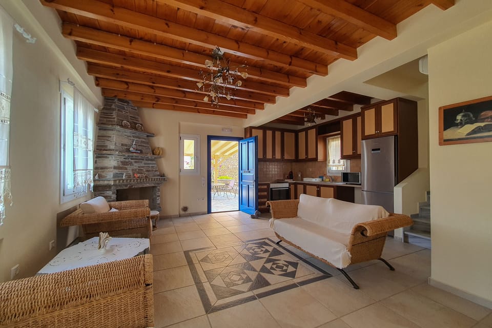Executive Villa | Premium bedding, in-room safe, individually decorated
