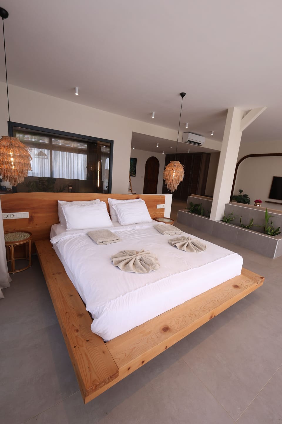 Venus Suite (Sea View) | 1 bedroom, premium bedding, minibar, in-room safe
