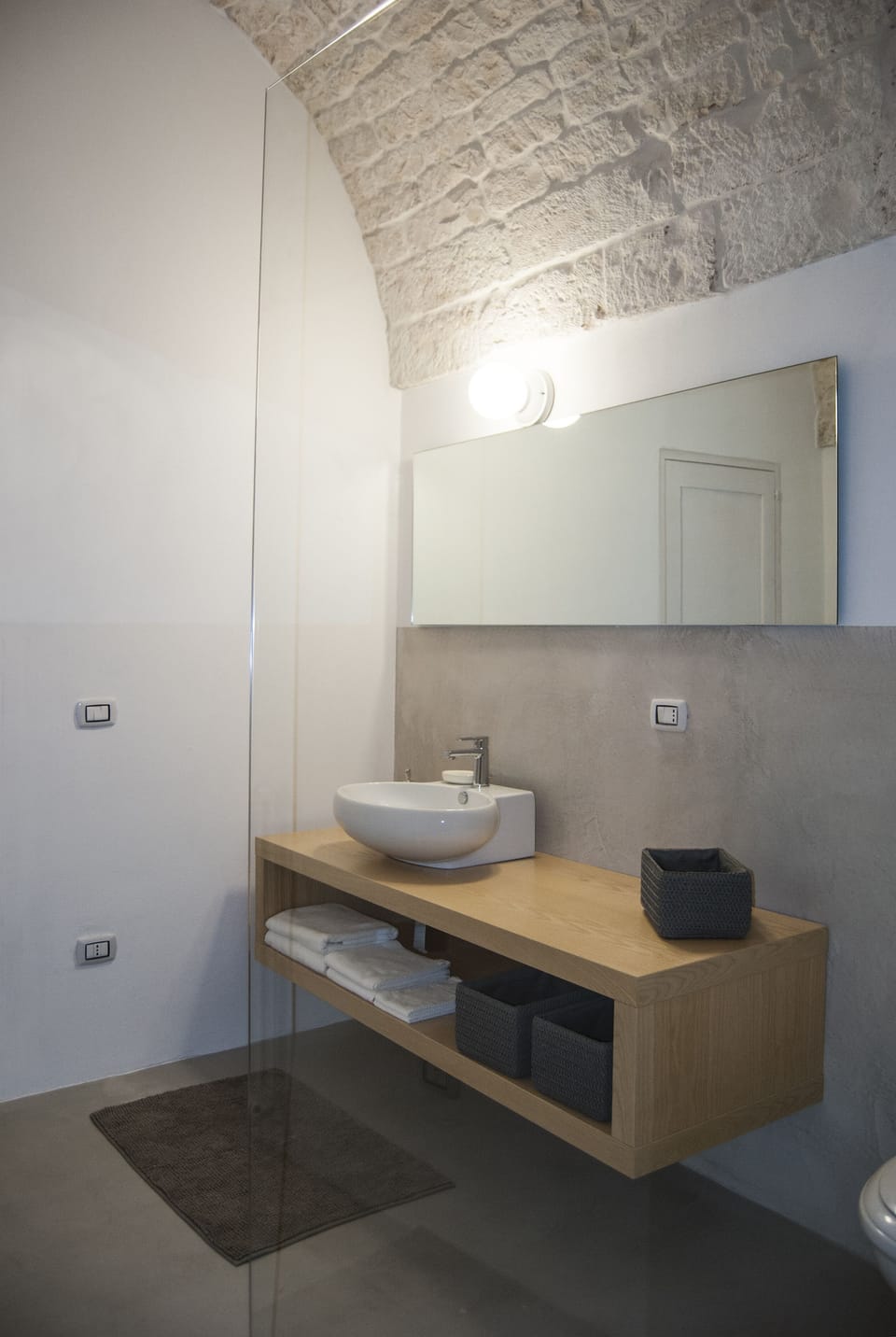 Apartment | Bathroom | Shower