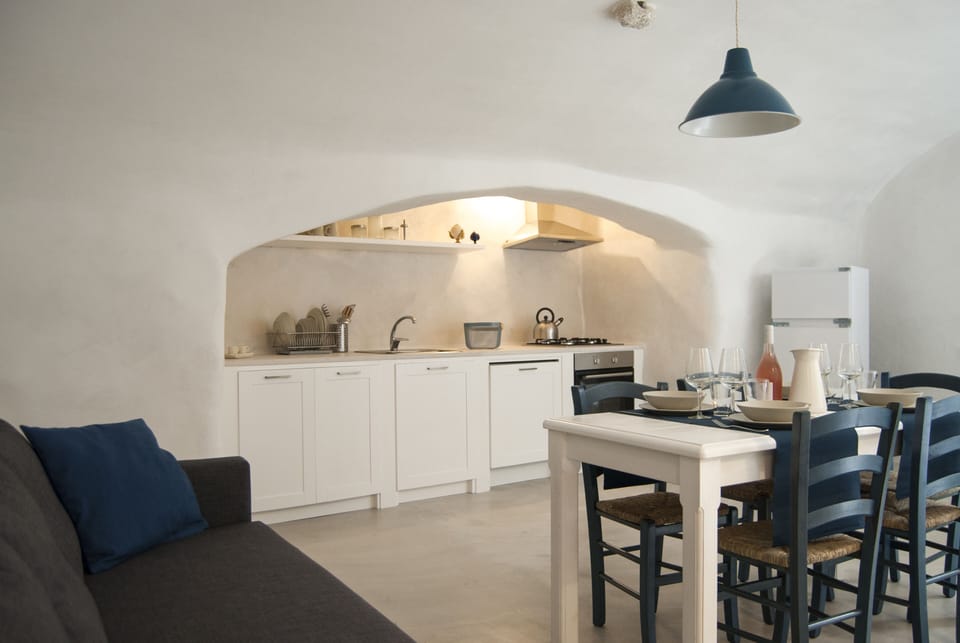 Apartment | Private kitchen | Full-size fridge, oven, dishwasher, electric kettle