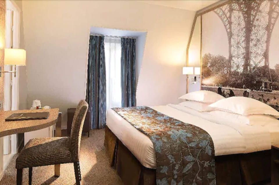 In-room safe, desk, blackout drapes, free WiFi