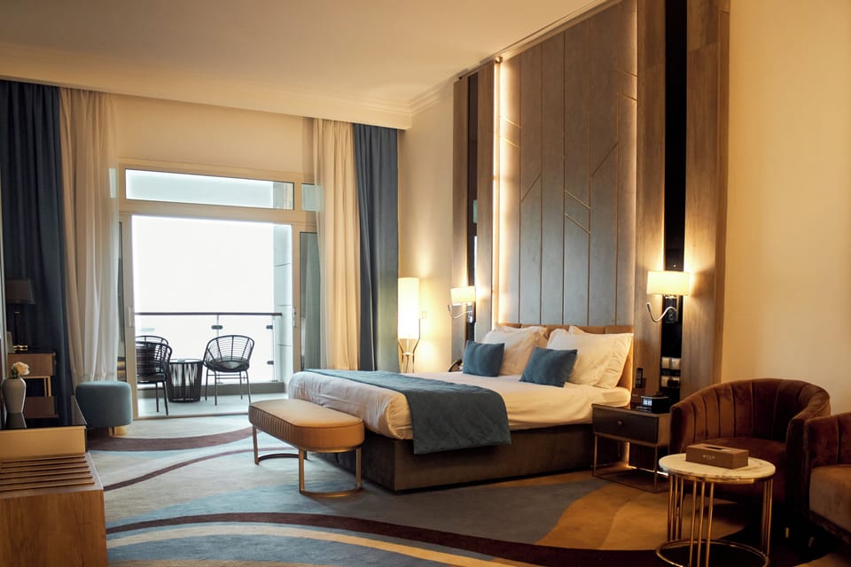 Minibar, in-room safe, desk, soundproofing