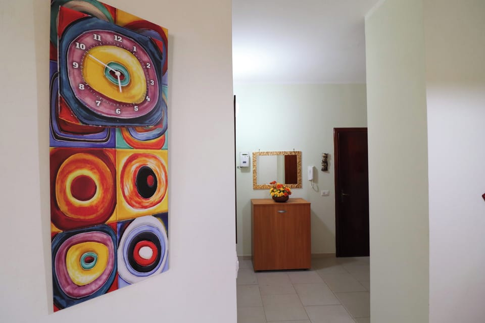 House, 1 Bedroom, Balcony, City View | Interior