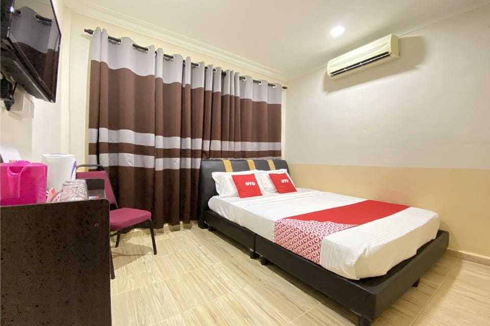 Deluxe Double Room | Free WiFi, bed sheets