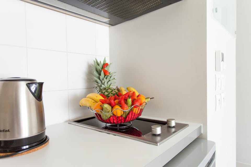 Fridge, microwave, electric kettle, cookware/dishes/utensils