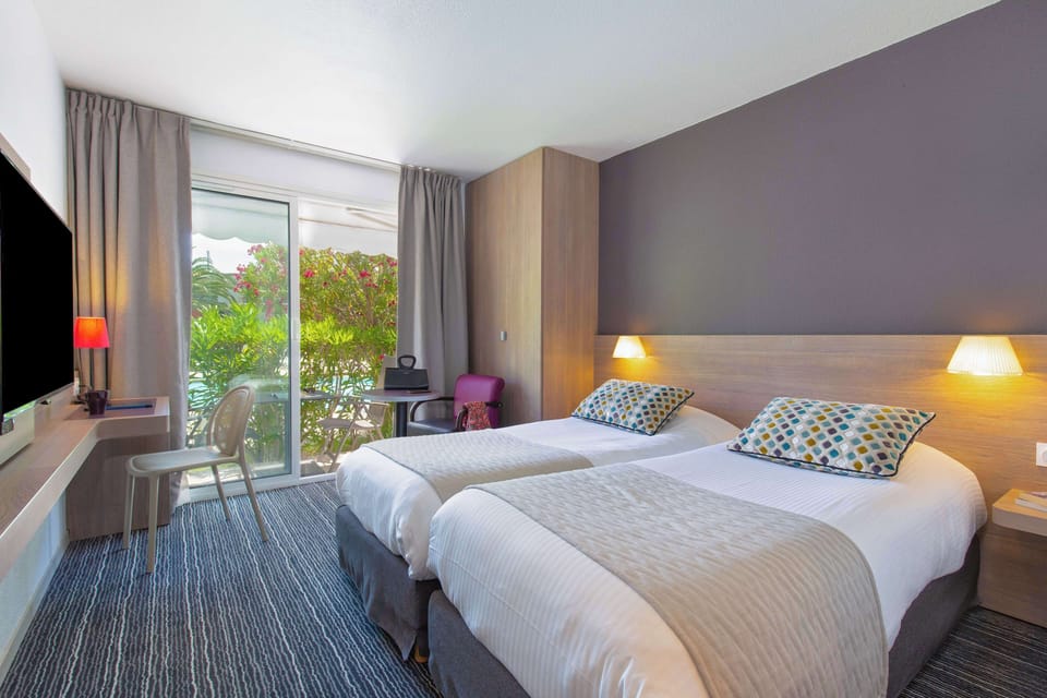Comfort Room, 2 Twin Beds, Terrace, Poolside | Garden view