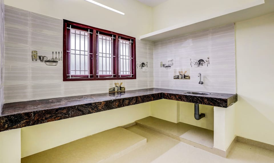 Deluxe Room | Private kitchenette