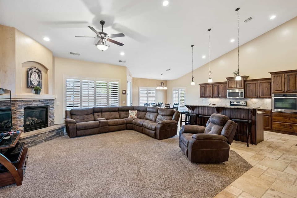 House, 5 Bedrooms | 5 bedrooms, laptop workspace, iron/ironing board, WiFi (free)