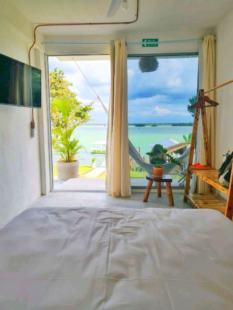 Panoramic Room, Lagoon View | Blackout drapes, free WiFi, bed sheets
