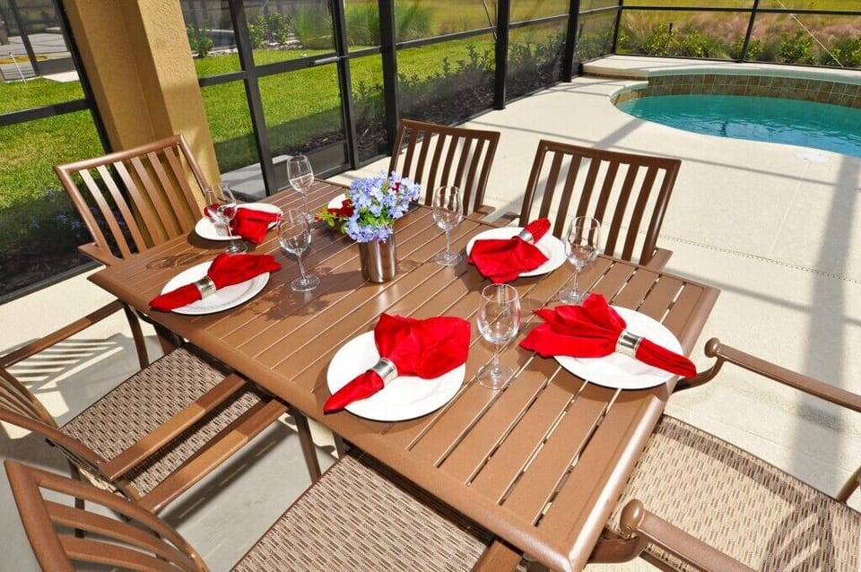 House, 6 Bedrooms | Pool | A heated pool