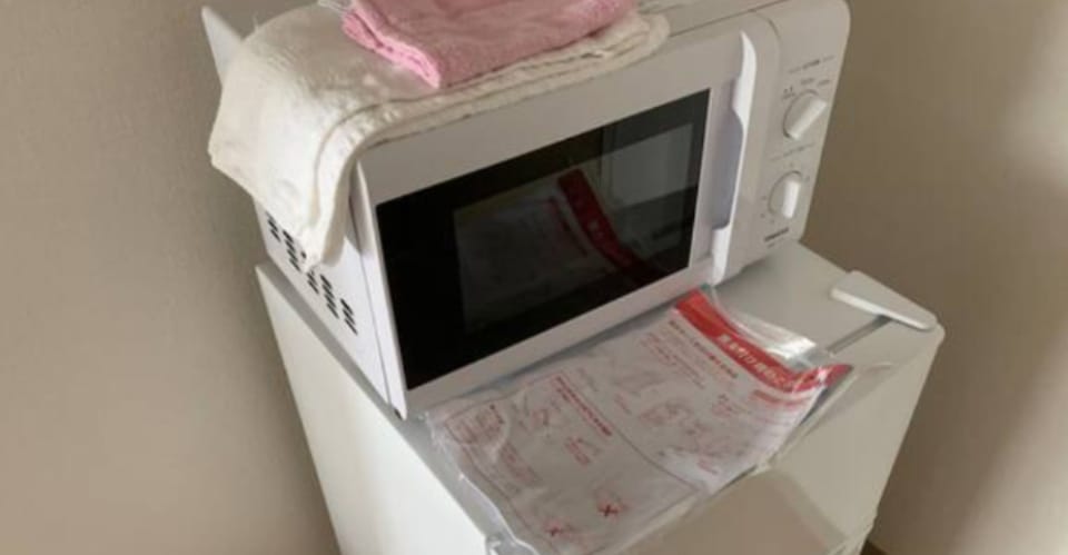 Room, Non Smoking | Private kitchenette | Mini-fridge, microwave, stovetop, griddle