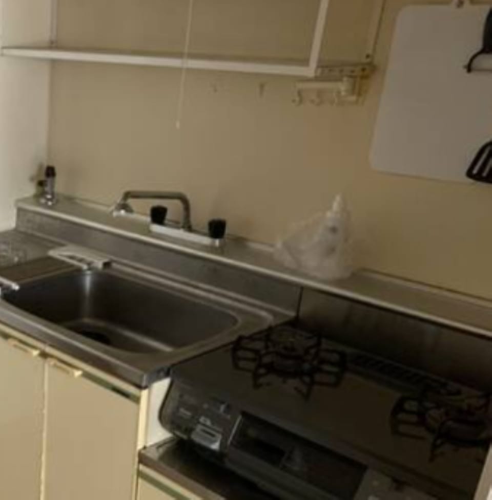 Room, Non Smoking | Private kitchenette | Mini-fridge, microwave, stovetop, griddle