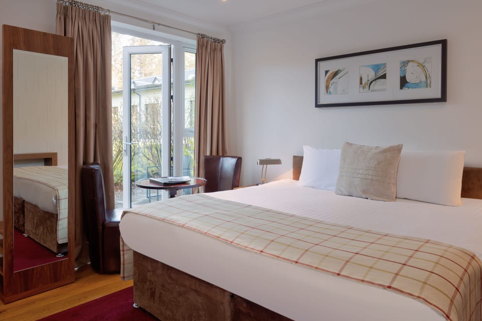 Superior Double Room, 1 King Bed, Patio, Garden View | Frette Italian sheets, premium bedding, blackout drapes, free WiFi