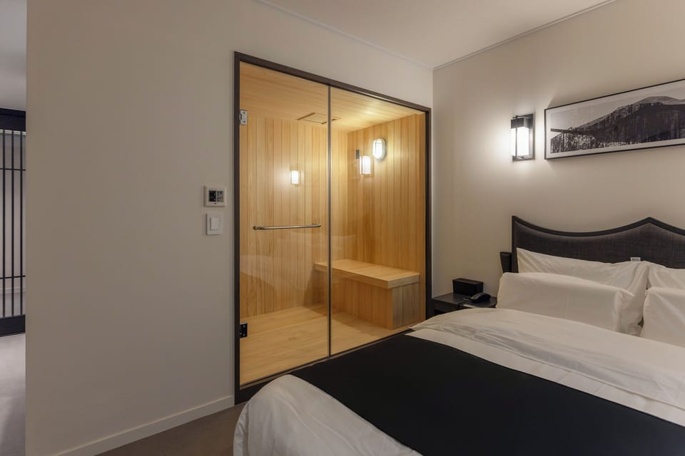 Sauna | 1 bedroom, premium bedding, desk, blackout drapes