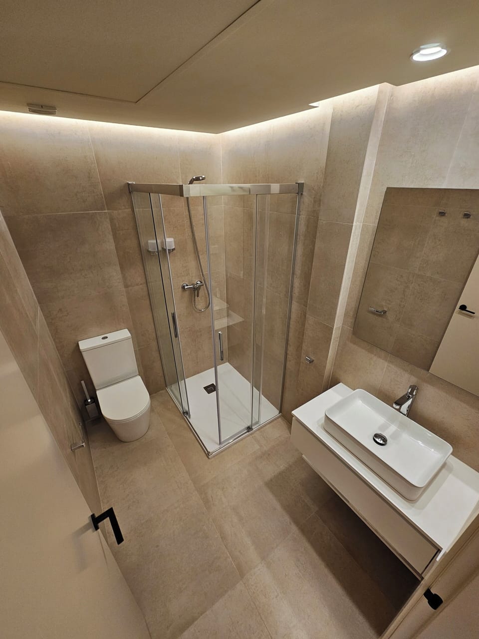 Shower, towels, soap, shampoo