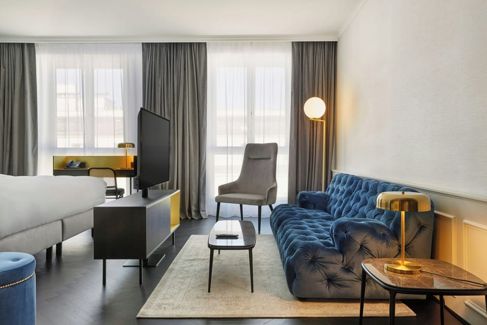 Hypo-allergenic bedding available, minibar (free items), in-room safe