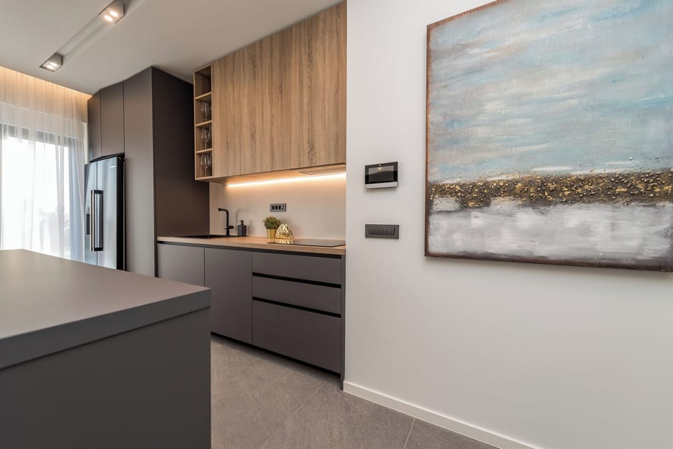 Exclusive Villa, Hot Tub, Beach View | Private kitchen | Fridge, microwave, oven, stovetop