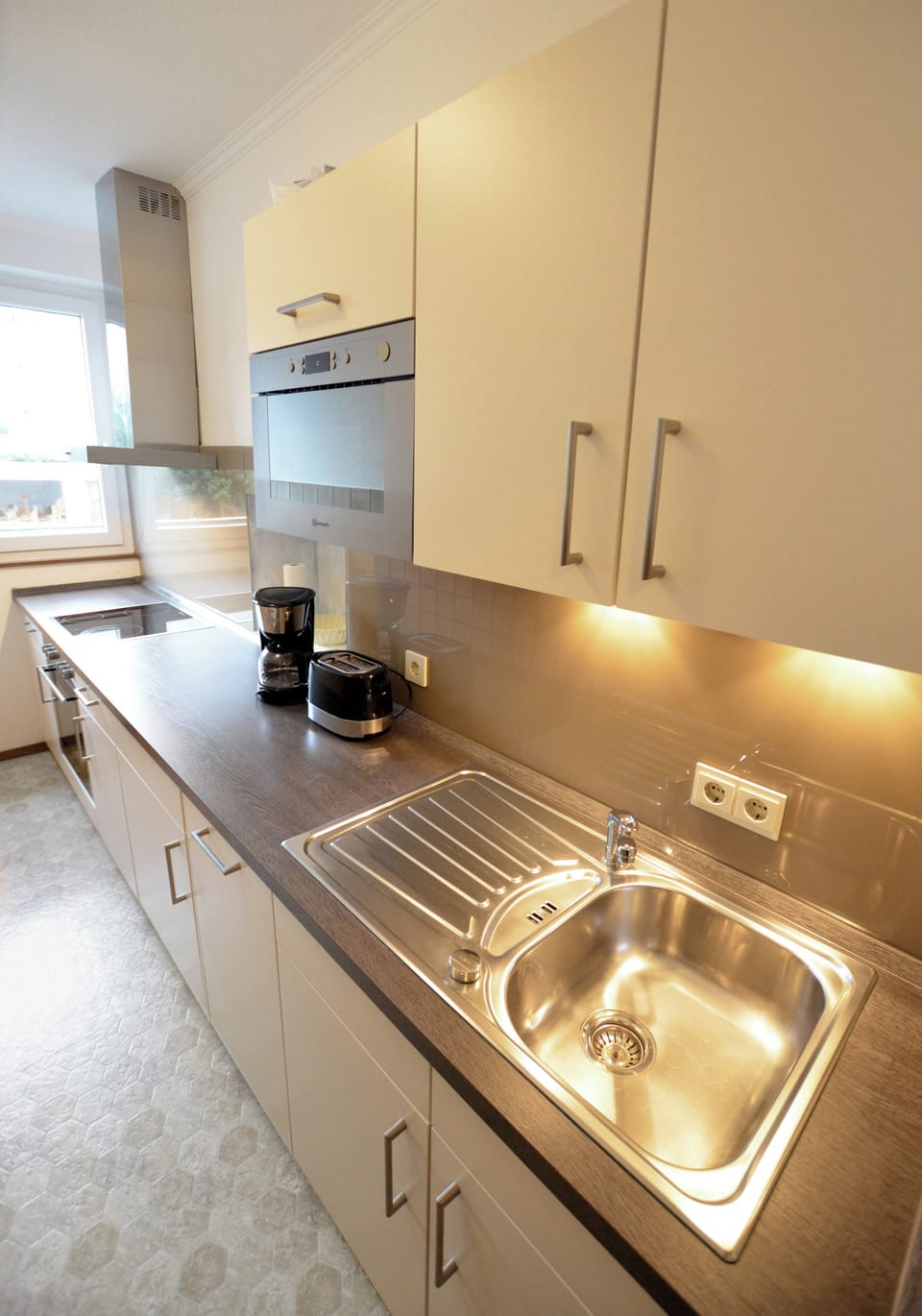 Basic Apartment | Private kitchen