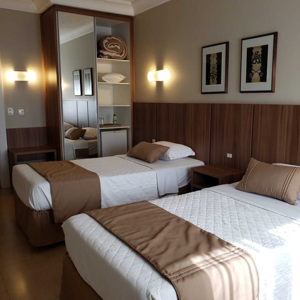 Superior Twin Room | Minibar, individually decorated, blackout drapes, soundproofing