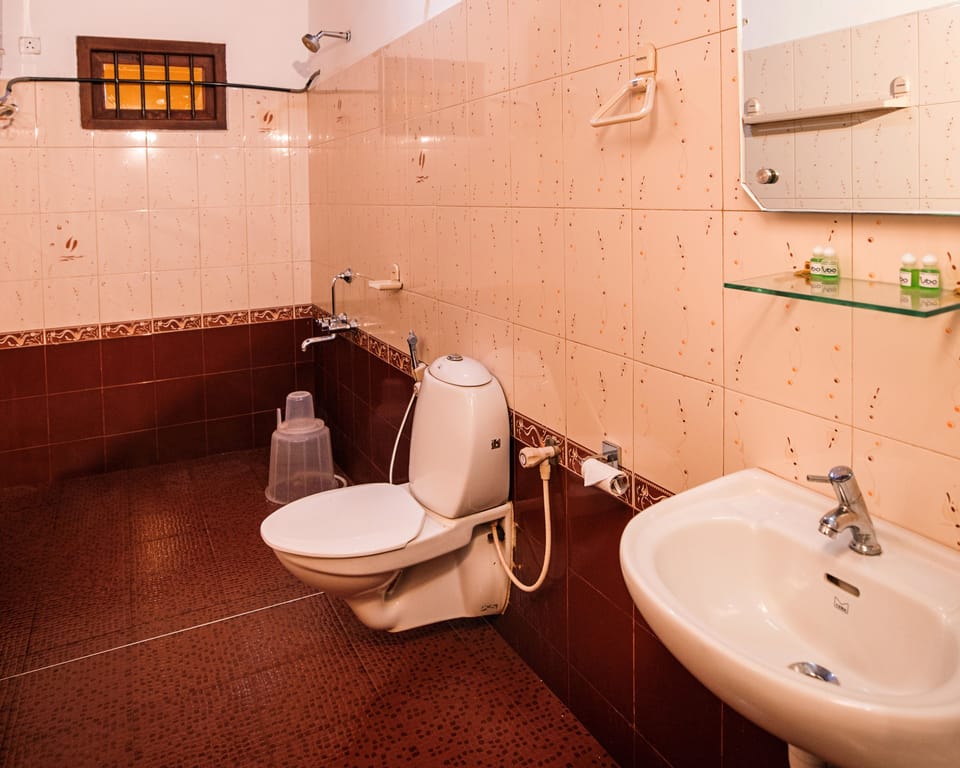 Luxury Villa, 1 King Bed, Garden View | Bathroom | Towels