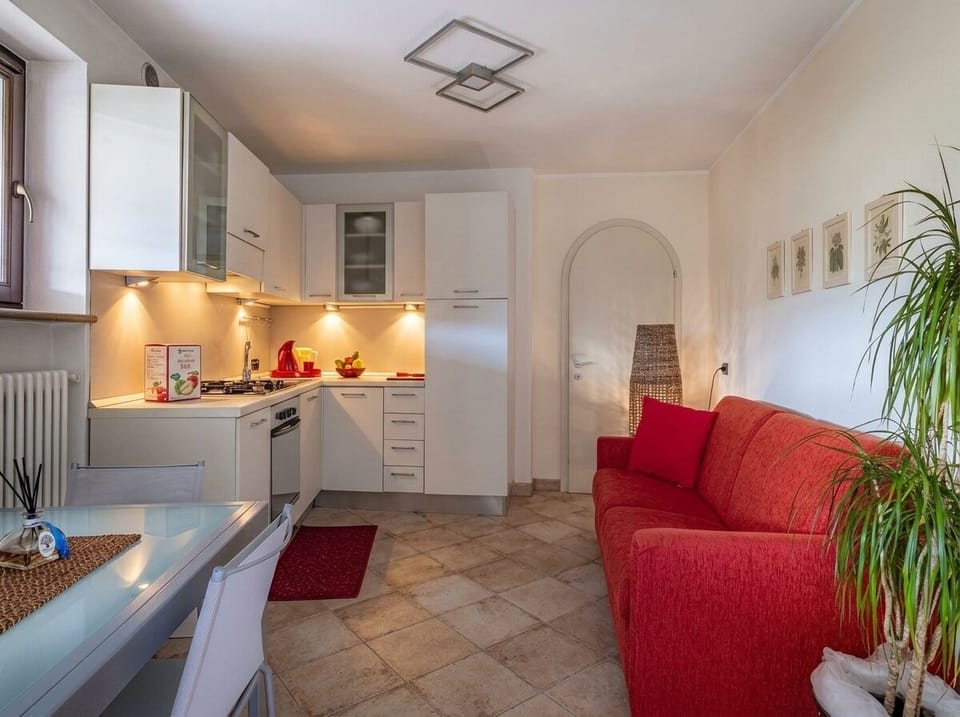 Apartment, 1 Bedroom | 1 bedroom, down comforters, in-room safe, cribs (surcharge)
