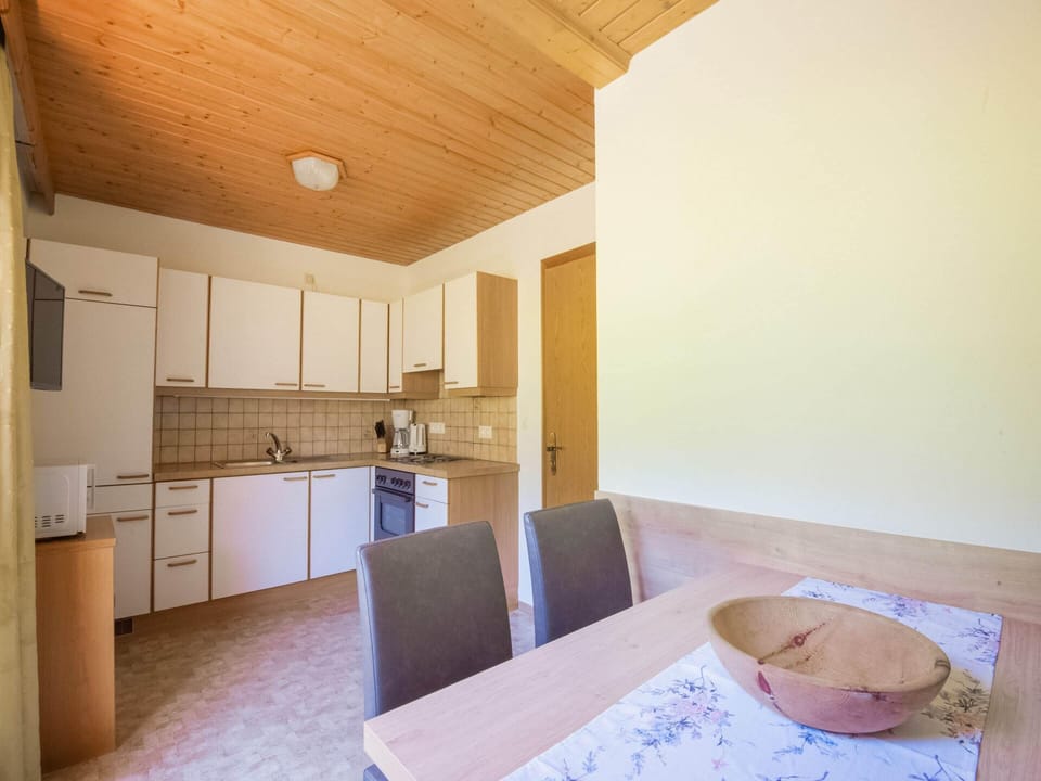 Apartment | Private kitchen | Stovetop