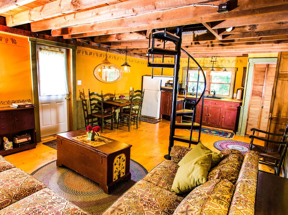 Family Cottage, Ensuite (Sugar Shack) | Egyptian cotton sheets, premium bedding, individually decorated