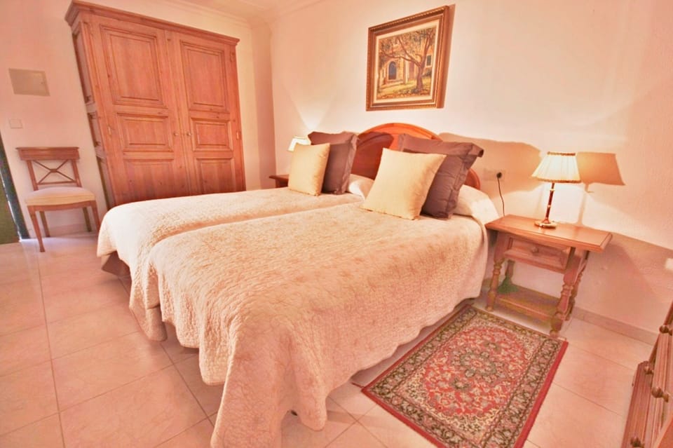 Double or Twin Room, Garden View | Premium bedding, in-room safe, desk, blackout drapes