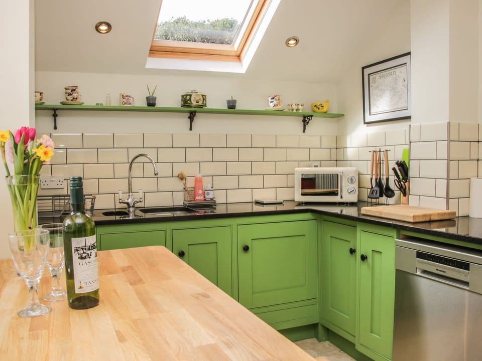 Cottage | Interior