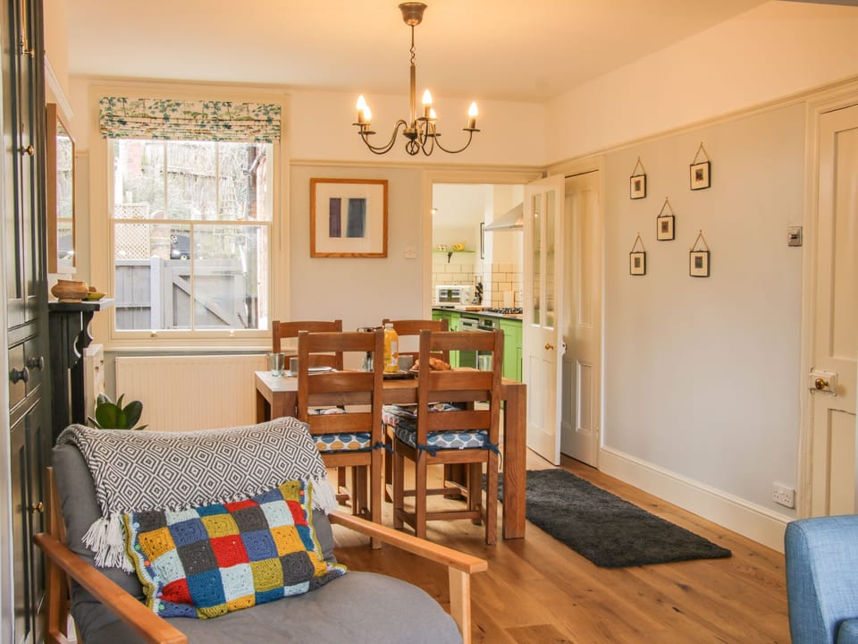 Cottage | Interior