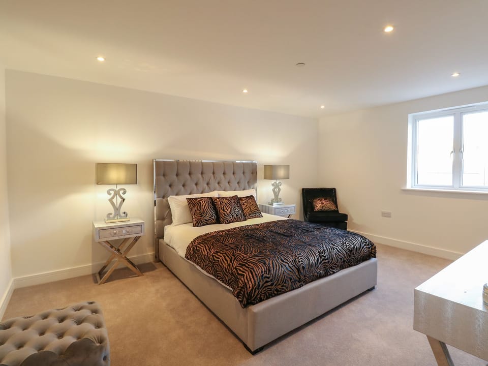 Harbourside Haven Apartment 4 Cottage in Weymouth
