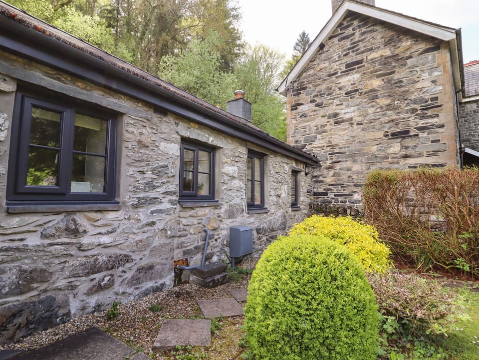 Cottage | Exterior