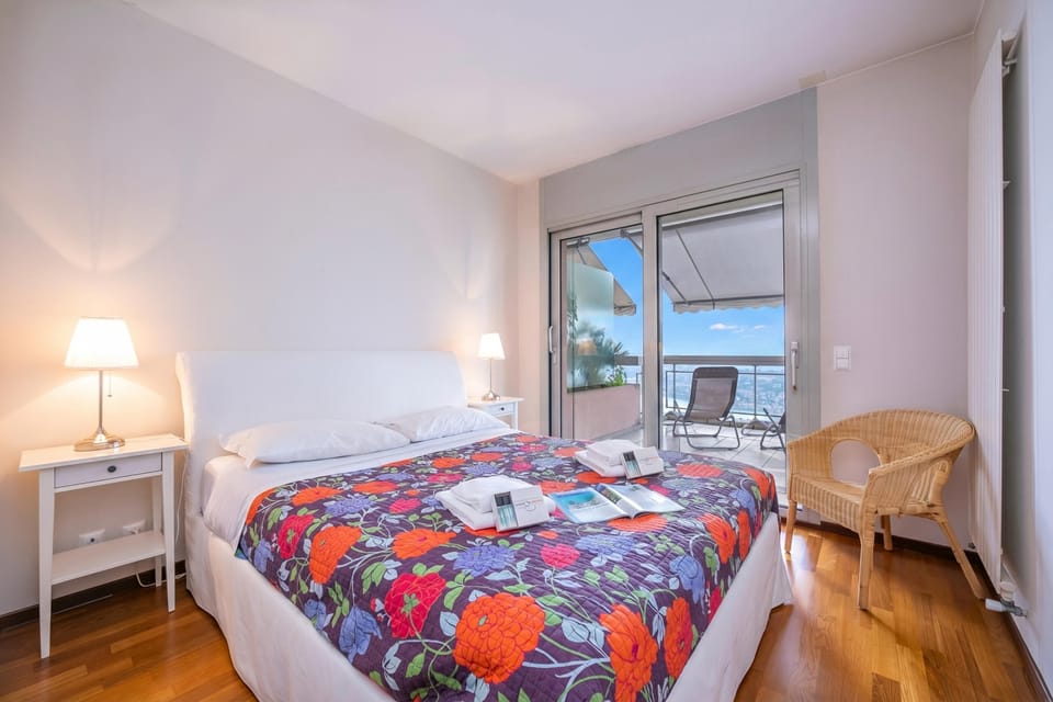 Family Apartment, 3 Bedrooms, 2 Bathrooms (La Maison du Bonheur) | 3 bedrooms, WiFi