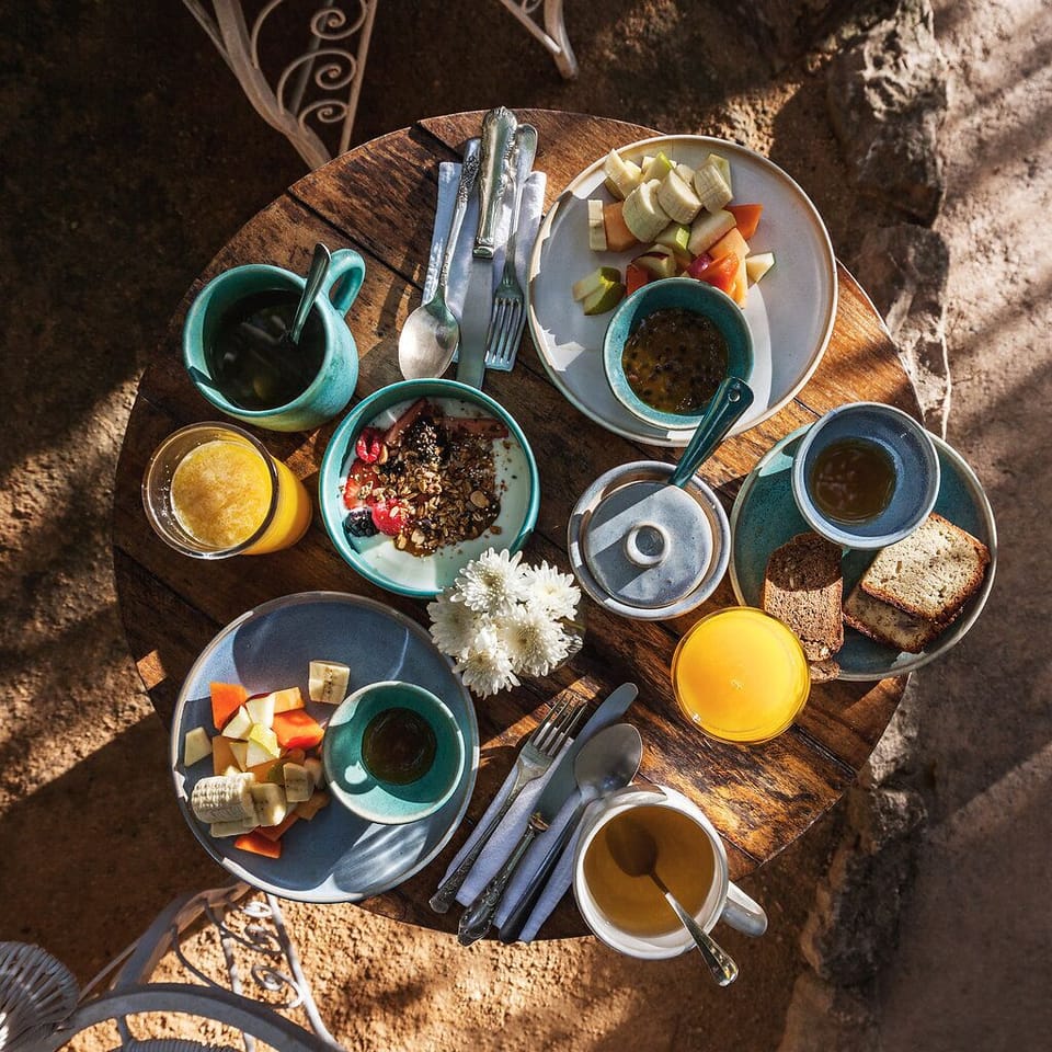 Free daily full breakfast