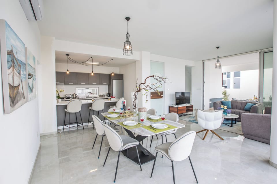 Villa, 3 Bedrooms, Smoking, Private Pool | Interior