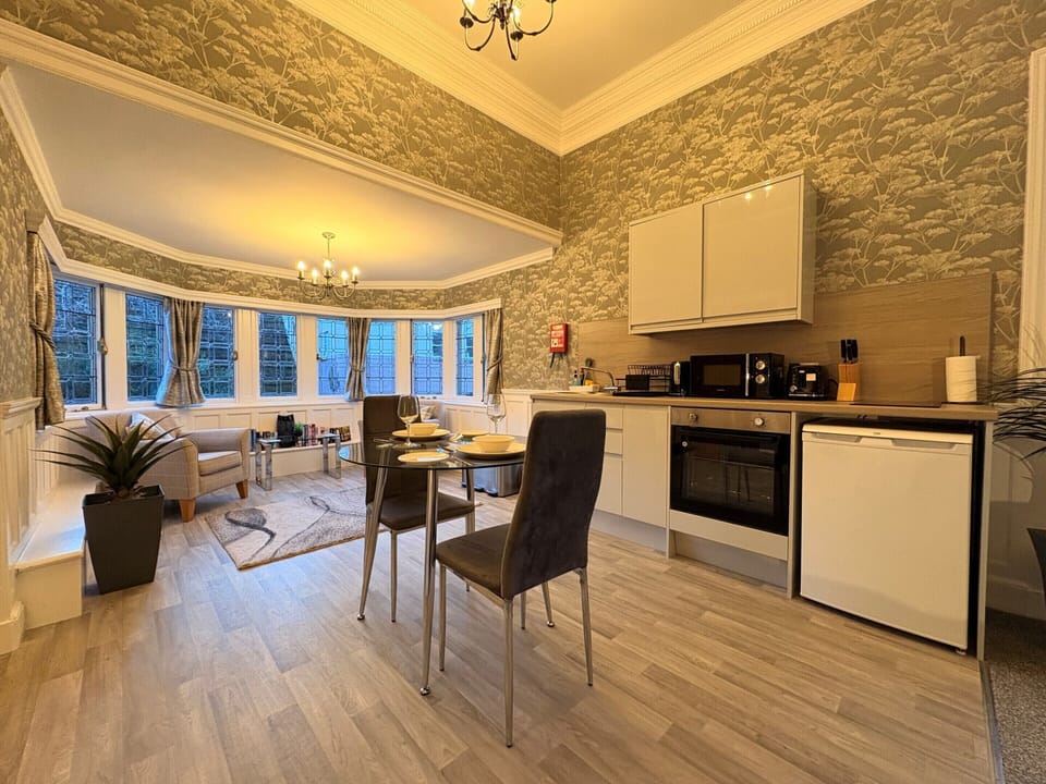 Premium Studio, Private Bathroom (Superior) | Interior