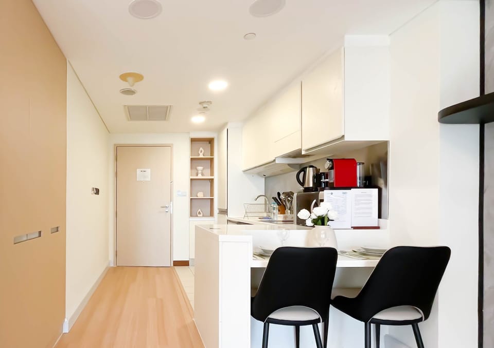 Apartment (0 Bedroom) | Interior