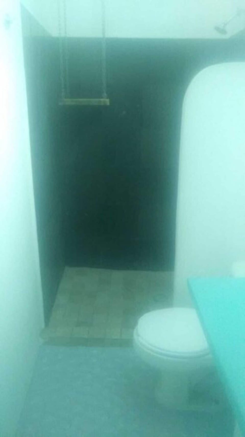 Economy Room | Bathroom | Shower, rainfall showerhead, towels, soap