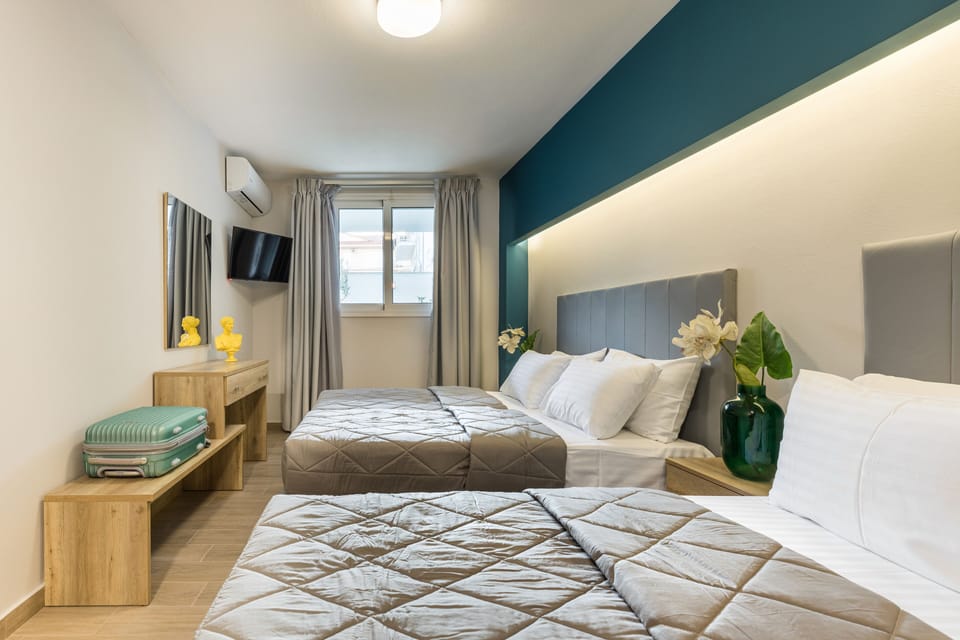Economy Room | Desk, blackout drapes, soundproofing, free WiFi