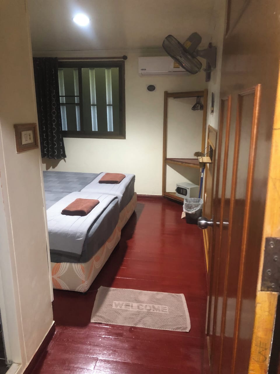 Basic Room | Free WiFi, bed sheets