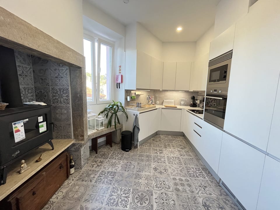 Apartment, 2 Bedrooms | Private kitchen | Full-size fridge, microwave, oven, stovetop