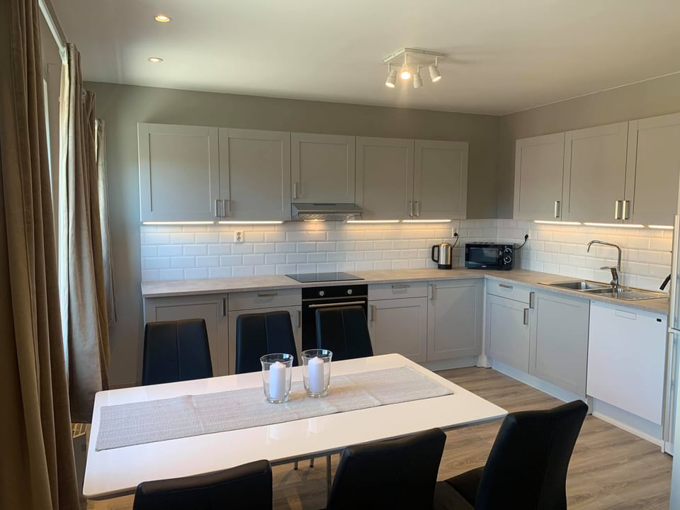 Apartment | Private kitchen | Highchair